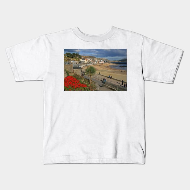 The Promenade, Lyme Regis, October 2018 Kids T-Shirt by RedHillDigital